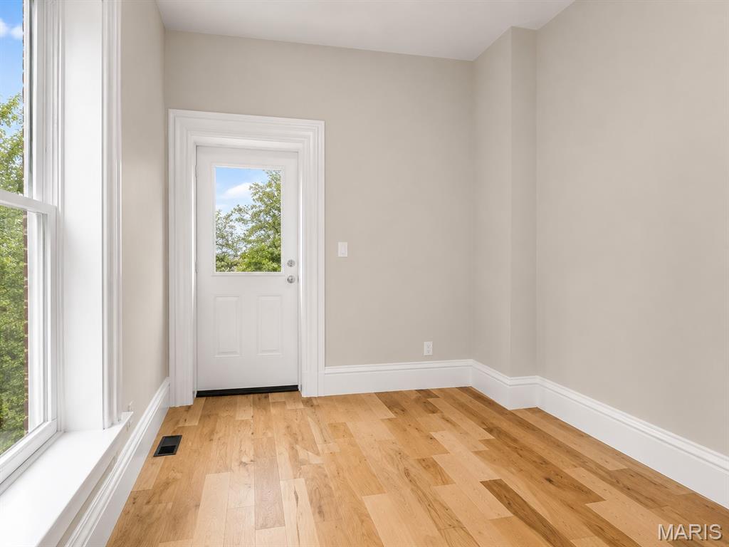 Lafayette Square - Residential