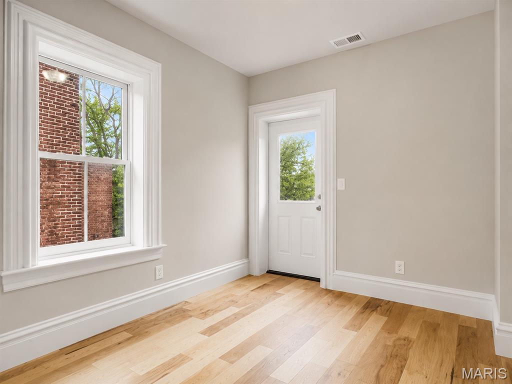Lafayette Square - Residential