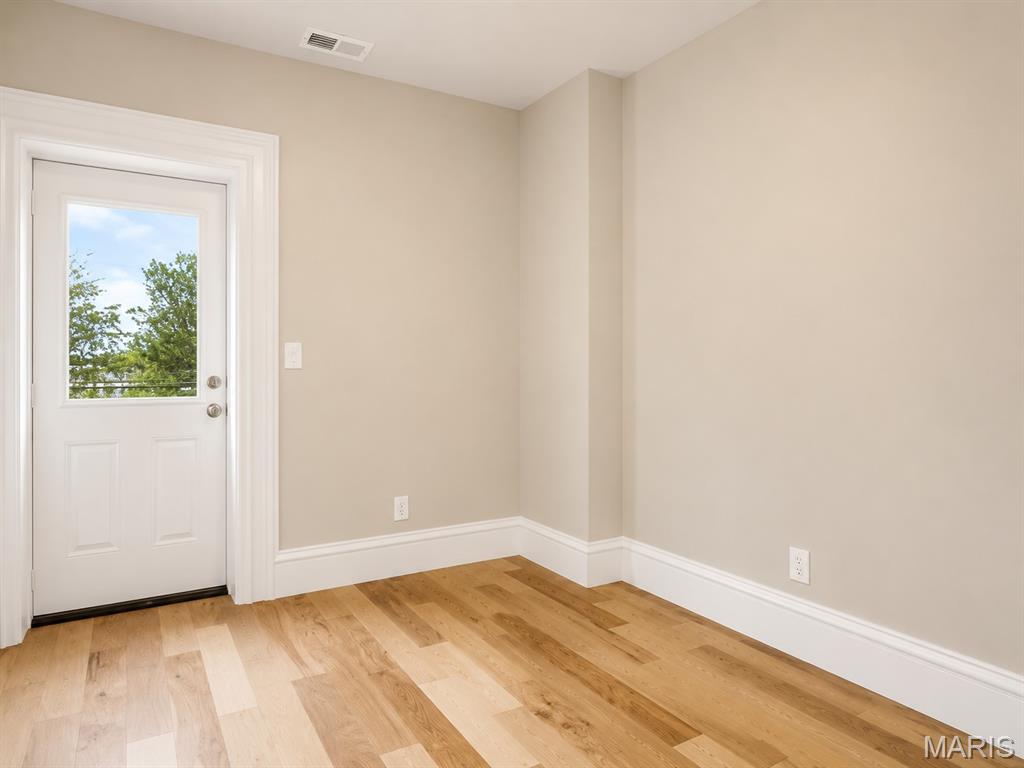Lafayette Square - Residential