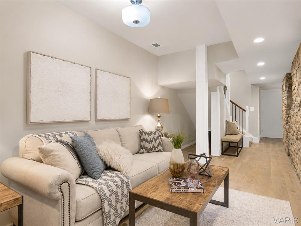 Lafayette Square - Residential