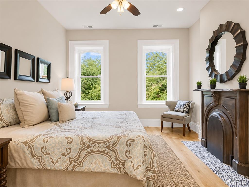Lafayette Square - Residential