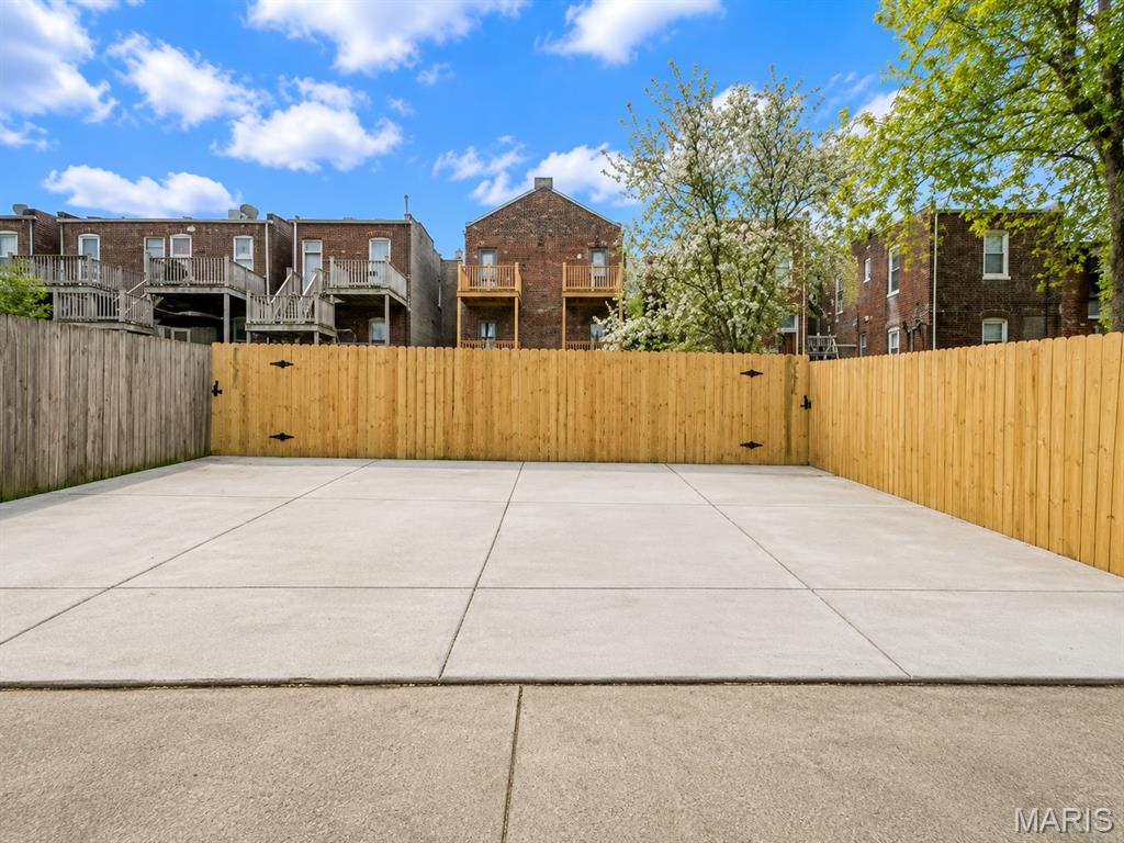 Lafayette Square - Residential