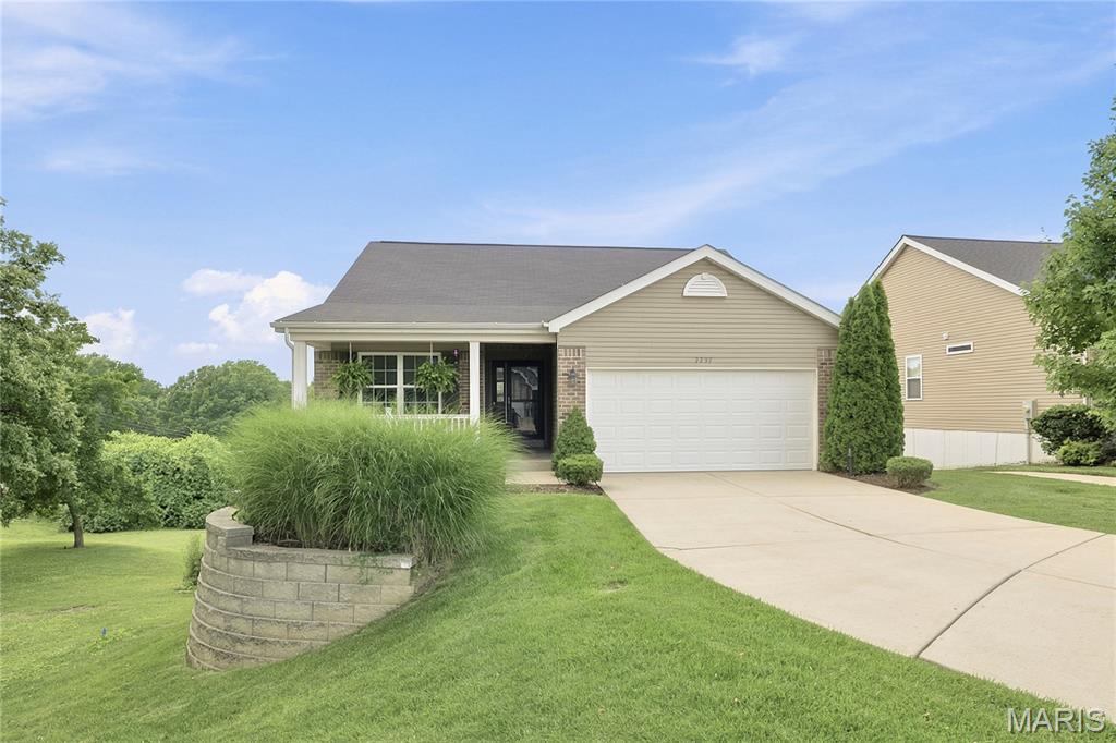 Vista Conn Lts 11 12 13 27 & Common - Residential