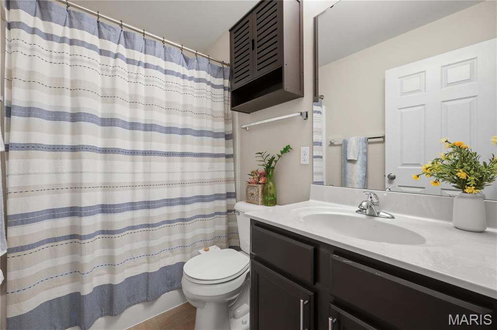 Vista Conn Lts 11 12 13 27 & Common - Residential