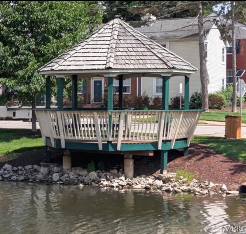 Brentwood Forest Condo Ph Eight - Residential