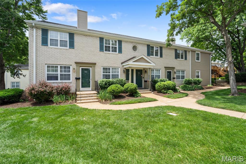 Brentwood Forest Condo Ph Eight - Residential