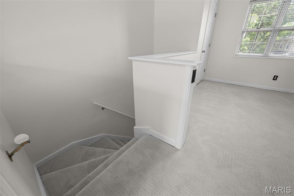 Brentwood Forest Condo Ph Eight - Residential