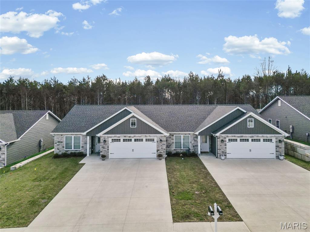 Villas at West Ridge - Residential
