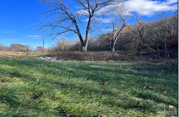 This undeveloped lot sits right on Highway 177 just North of Cape Rock Drive on the edge of town.