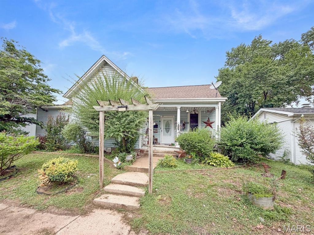 Welcome to this charming 3-bedroom, 1-bath home full of character and potential! Featuring a covered front porch, mature landscaping, and a inviting layout. This property offers the perfect canvas to make your own. Whether you're looking to add your personal touch or create your dream home, you'll appreciate the charm, potential, and possibilities this home has to offer.
