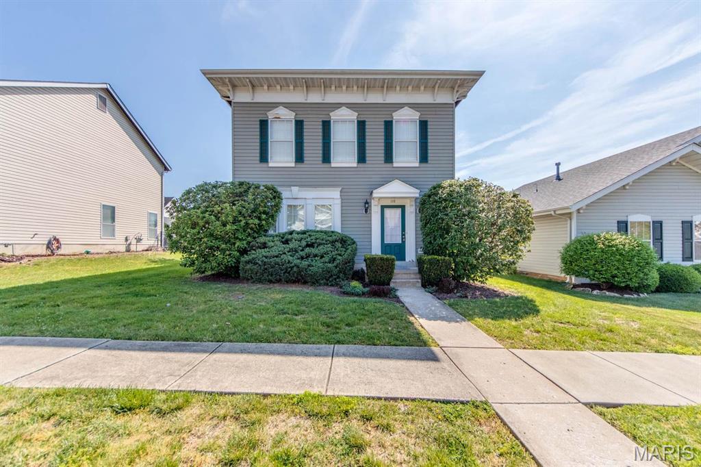 THIS BEAUTIFUL 2 STORY HOME OFFERS 3 BEDROOMS AND 2.5 BATHS IN AN OPEN FLOOR PLAN. IT IS CONVENIENTLY LOCATED NEAR SHOPPING AND HIGHWAYS. THE MAIN FLOOR HAS 9 FT CEILINGS, LUX VINYL FLOORING, AND A LAUNDRY ROOM. THE ENTRY FOYER INVITES YOU INTO THE DINING ROOM WITH A WALL OF WINDOWS. THE LIVING ROOM HAS CEILING FAN AND A DOOR THAT LEADS YOU OUT TO THE STAMPED CONCRETE PATIO WITH FENCED BACKYARD. THE KITCHEN IS COMPLETE WITH 42" CABINETS, BLACK APPLIANCES, AND A CENTER ISLAND. THE OPEN STAIRCASE LEADS TO THE UPPER LEVEL WHICH FEATURES MASTER BEDROOM SUITE WITH A WALK-IN CLOSET AND MASTER BATH. THE ADDITIONAL 2 BEDROOMS EACH HAVE A WALK-IN CLOSET AND SHARE A HALL BATH. LANDLORD PREFERS TO RENT FOR MINIMUM OF 24 MONTHS AND PREFERS CREDIT SCORE OF 700 OR ABOVE WITH AN INCOME OF THREE TIMES THE RENT. ONE SMALL OR MEDIUM PET IS ALLOWED WITH $250 NONREFUNDABLE PET FEE.