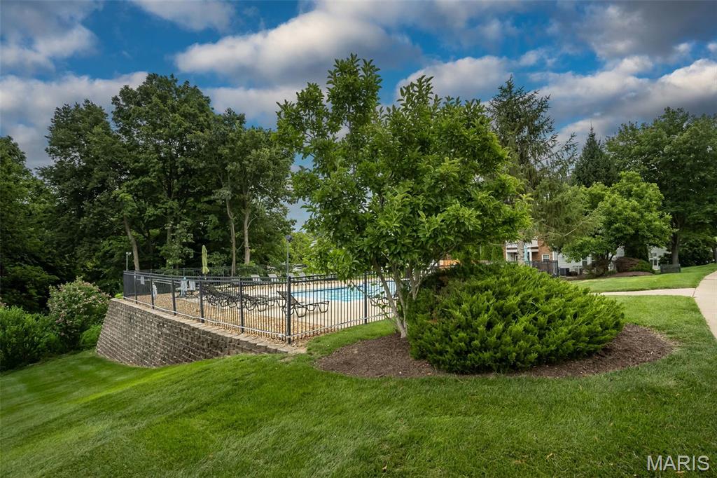 Turnberry Place - Residential