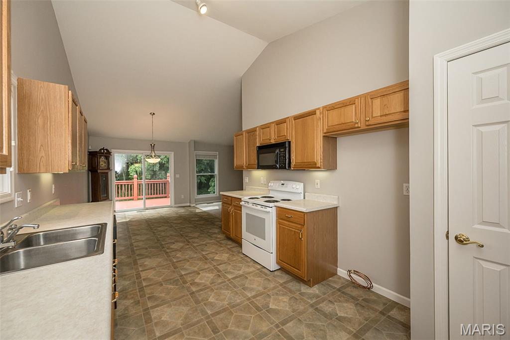 Turnberry Place - Residential