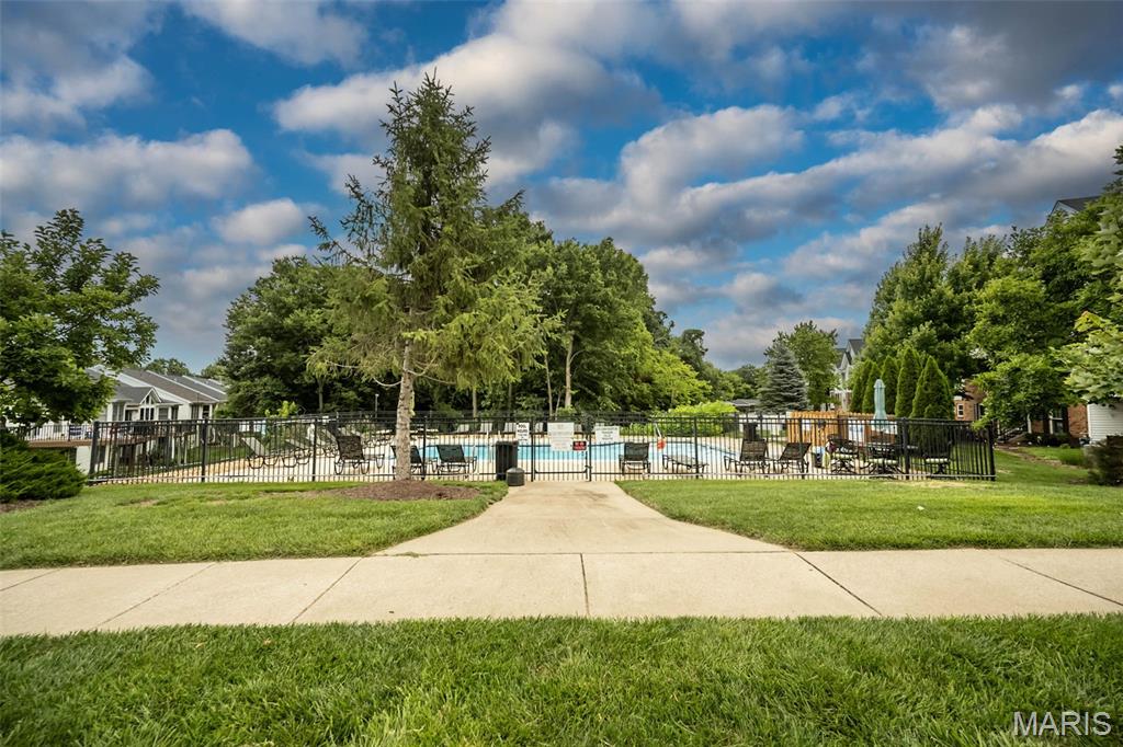 Turnberry Place - Residential