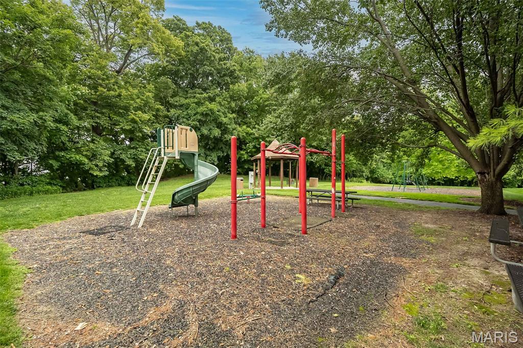 Turnberry Place - Residential