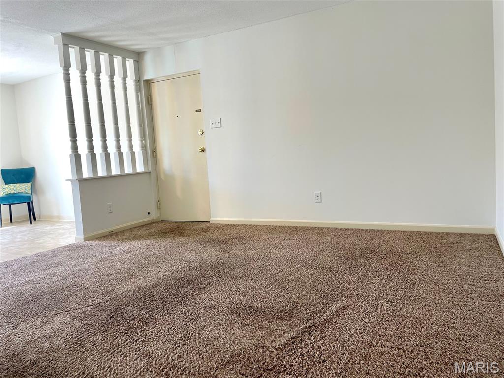 Chateau De Ville Condo Sec - Residential