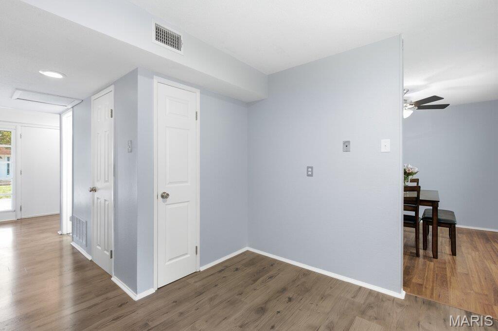 Woods Glen Condo 9 - Residential