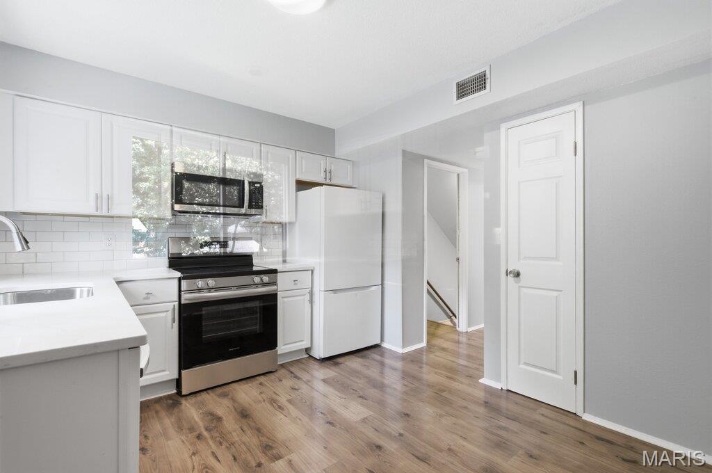 Woods Glen Condo 9 - Residential