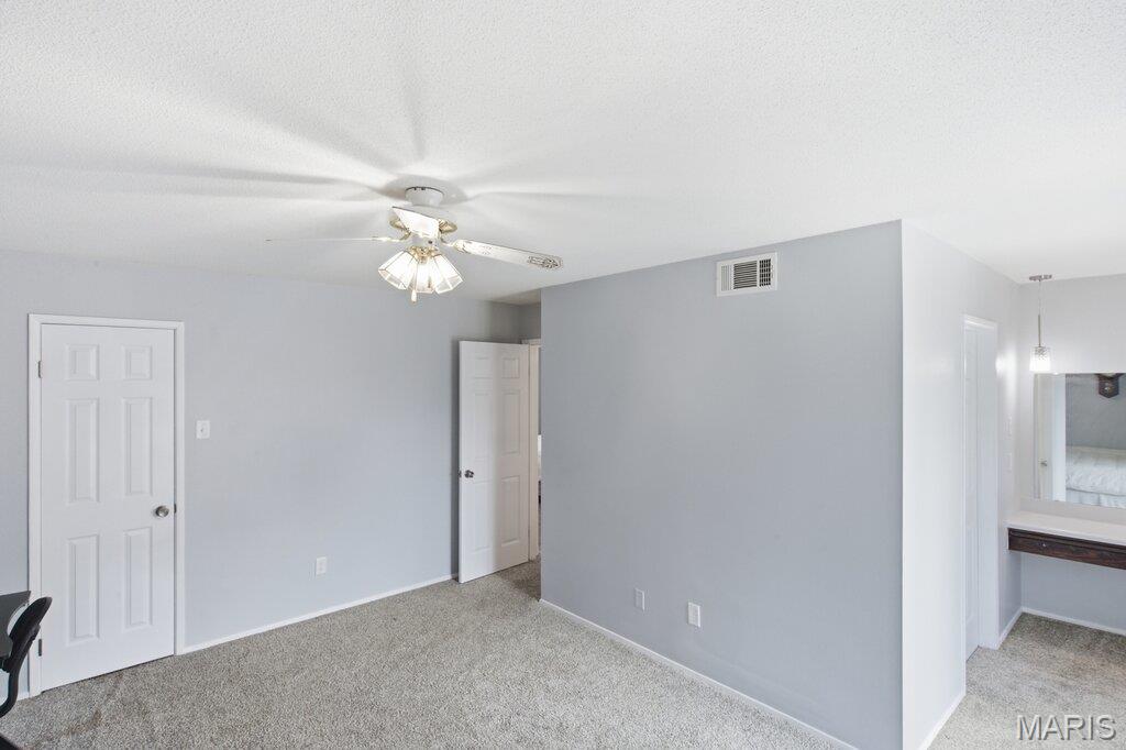 Woods Glen Condo 9 - Residential