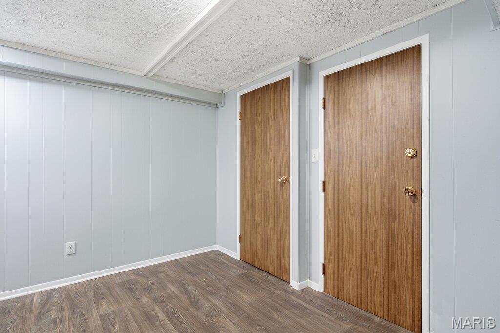 Woods Glen Condo 9 - Residential