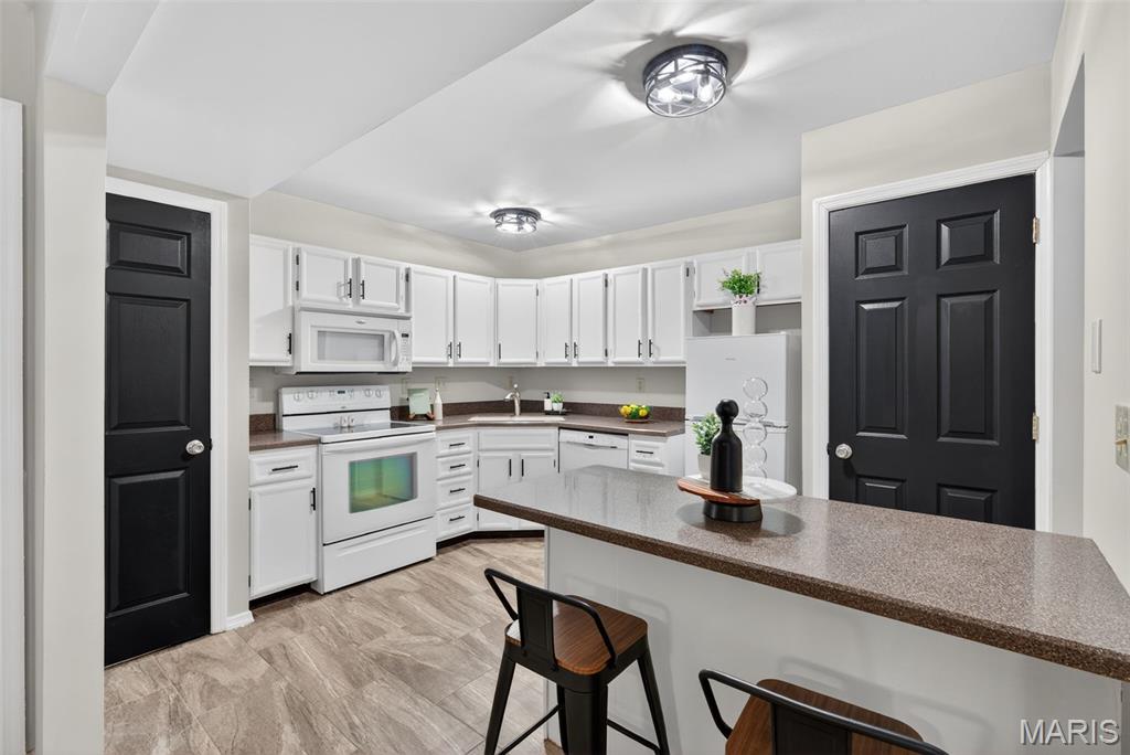 Warson Ridge Condo 1 Amd - Residential