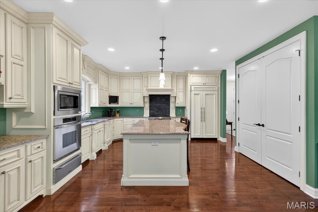 Clayton Road Park - Residential