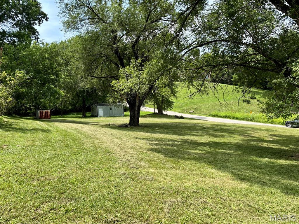 A GREAT, large corner lot in the quaint town of New Haven, MO for an affordable price! Make it yours and make your dreams a reality! MULTIPLE OFFERS received-please submit highest and best offers by 6pm Friday 7/10