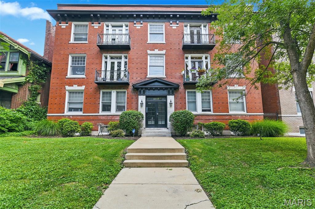 Forest Park Condos - Residential