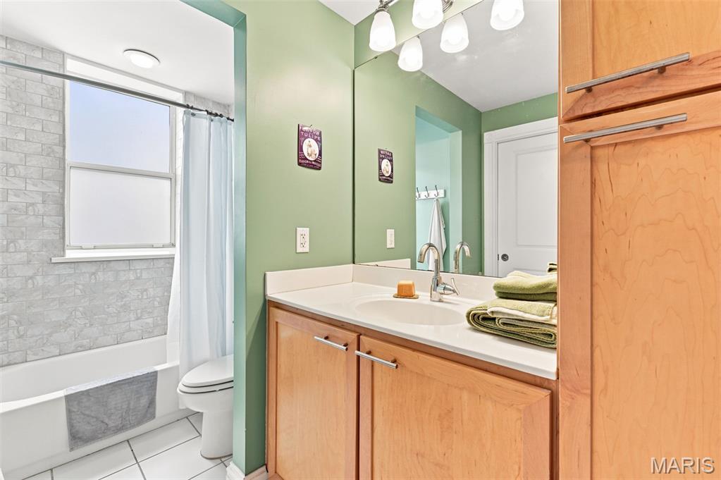 Forest Park Condos - Residential