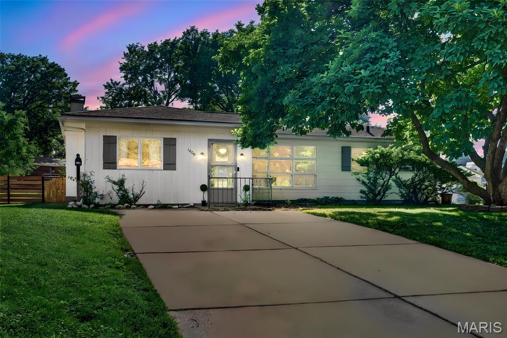 Welcome home to 1480 Mundy Dr., a beautifully updated 3-bedroom, 2-bathroom home offering comfort, style, and space both inside and out. Step inside to find refinished hardwood floors throughout the main level, creating a warm and inviting atmosphere. The updated kitchen features modern finishes and ample cabinet space, making it perfect for everyday living and entertaining.

The finished basement provides additional living space ideal for a family room, recreation area, home office, or guest retreat. Outside, you'll love the huge fenced lot, offering plenty of room for pets, play, gardening, or outdoor gatherings.

With its thoughtful updates, spacious layout, and expansive backyard, this move-in-ready home is a fantastic opportunity you won't want to miss!