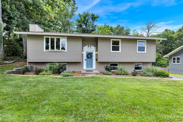 Completely updated and move-in ready! This beautifully home offers the perfect blend of style, comfort, and convenience in the highly sought-after Parkway School District.
Step inside to discover an inviting floor plan featuring updated finishes throughout, including a stunning newer kitchen with modern cabinetry, countertops, and appliances, along with beautifully remodeled bathrooms. The spacious living areas are filled with natural light, creating the perfect space for everyday living and entertaining.
One of the home's standout features is the bright and inviting sunroom, offering the perfect place to enjoy your morning coffee, unwind with a good book, or entertain guests while overlooking the backyard year-round.
The finished lower level provides additional living space ideal for a family room, recreation area, home office, or workout room. Outside, you'll enjoy a private backyard with plenty of space to relax, entertain, or garden.
Enjoy peace of mind with major updates already completed, including a newer roof, air conditioning system, furnace, and water heater, along with stylish finishes throughout the home.
Conveniently located near parks, shopping, restaurants, major highways, hospitals and everything West St. Louis County has to offer, this exceptional home combines modern updates with an unbeatable location.
Don't miss your opportunity to own this beautifully updated home. Schedule your private showing today!