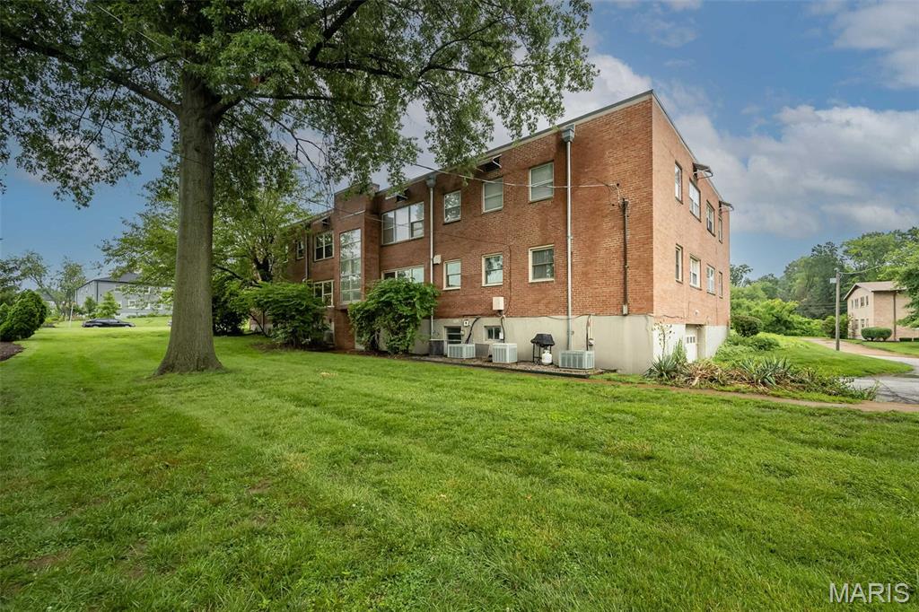Delcrest Condo - Residential