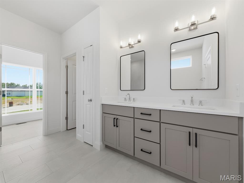 Stone Canyon - Residential