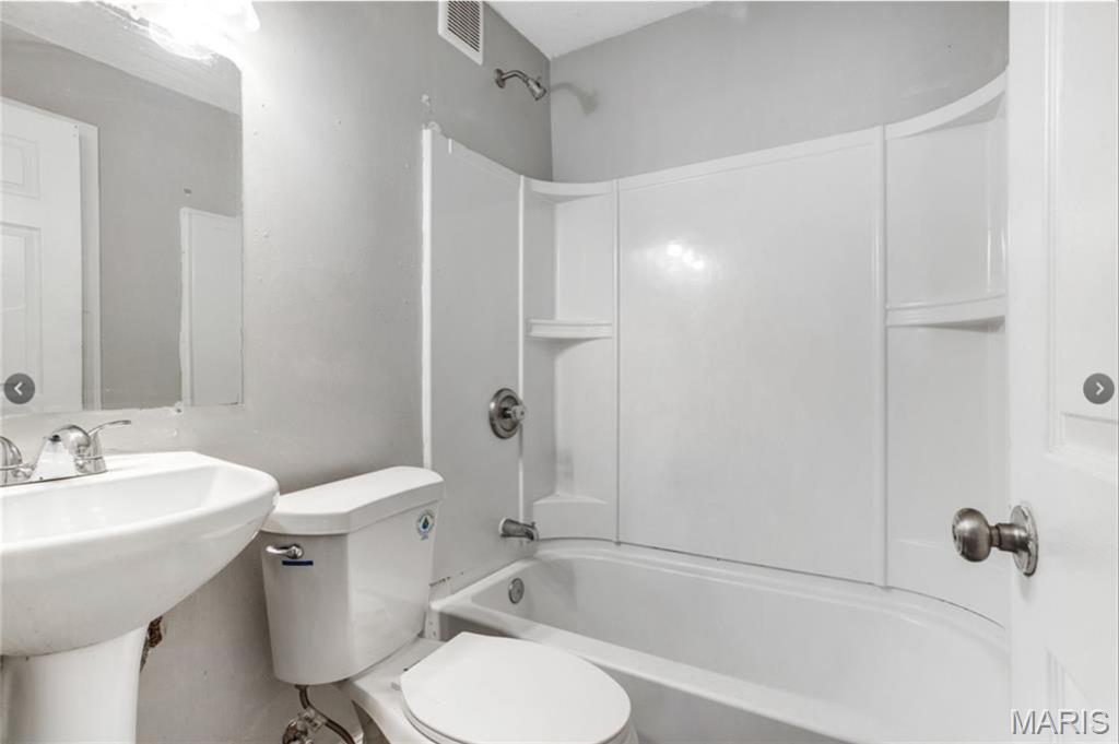 Belle Mead Place Resub Acre Lt 13 - Residential