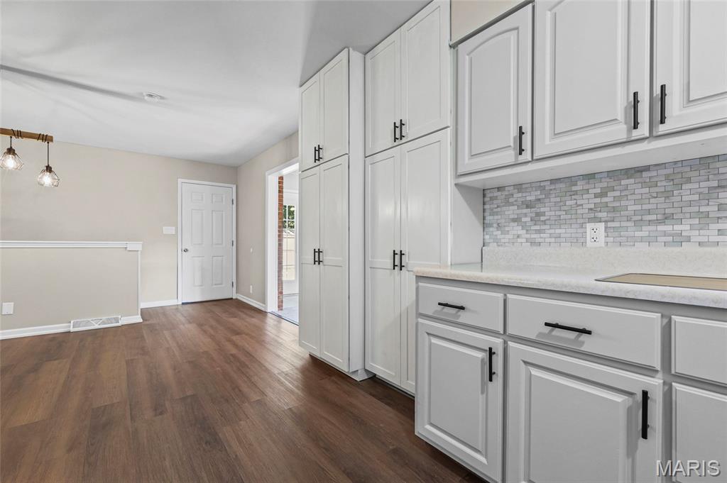 Westwood Ac #4 - Residential