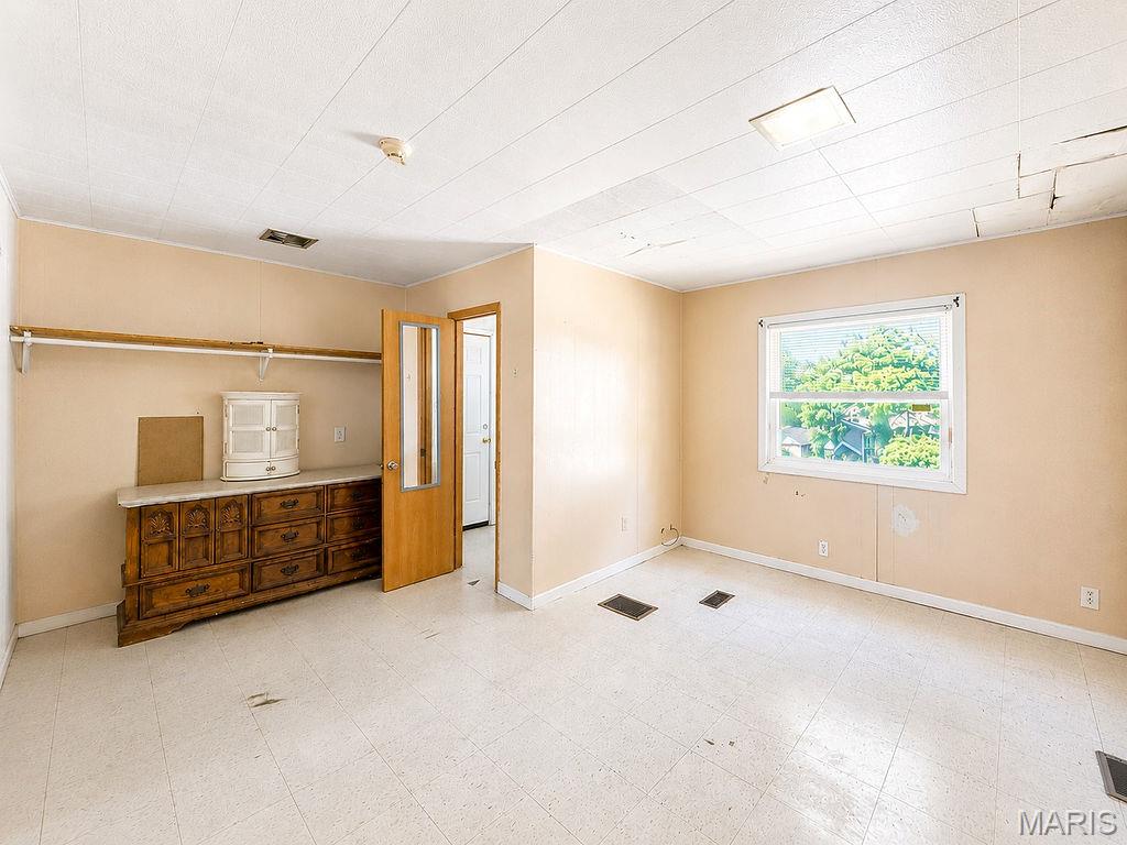 Hartshorn Acres Sur 02 - Commercial Sale
