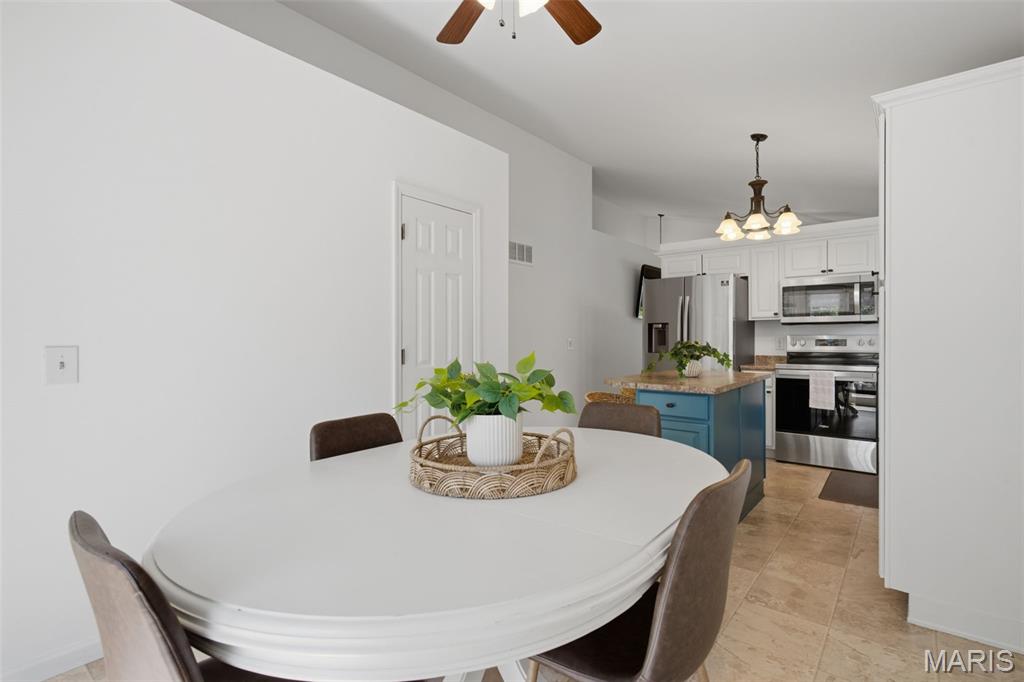 Kingspointe - Residential