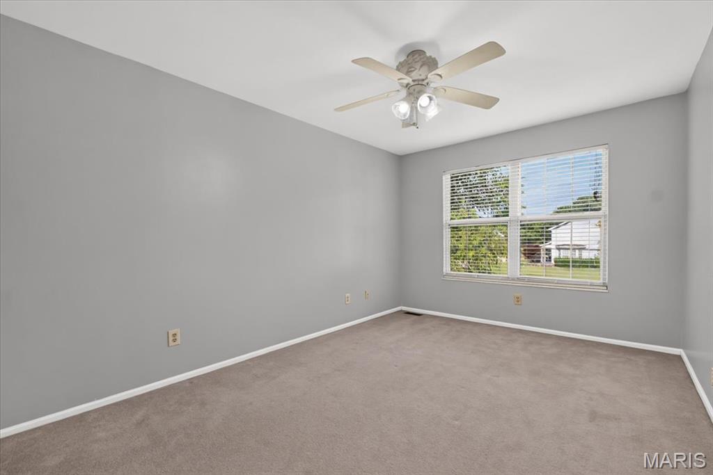 Twin Chimneys Village B Lindenwood - Residential