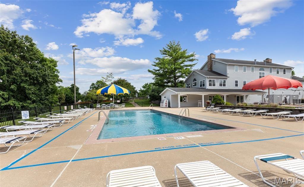 Twin Chimneys Village B Lindenwood - Residential