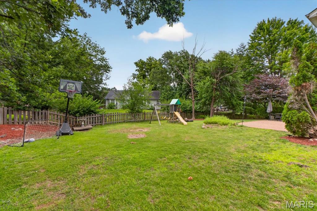 Twin Chimneys Village B Lindenwood - Residential