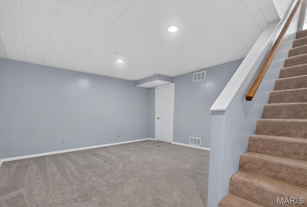 Twin Chimneys Village B Lindenwood - Residential