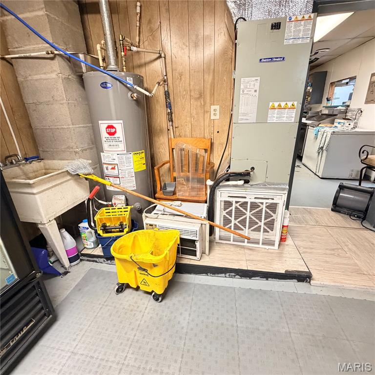 n/a - Commercial Sale