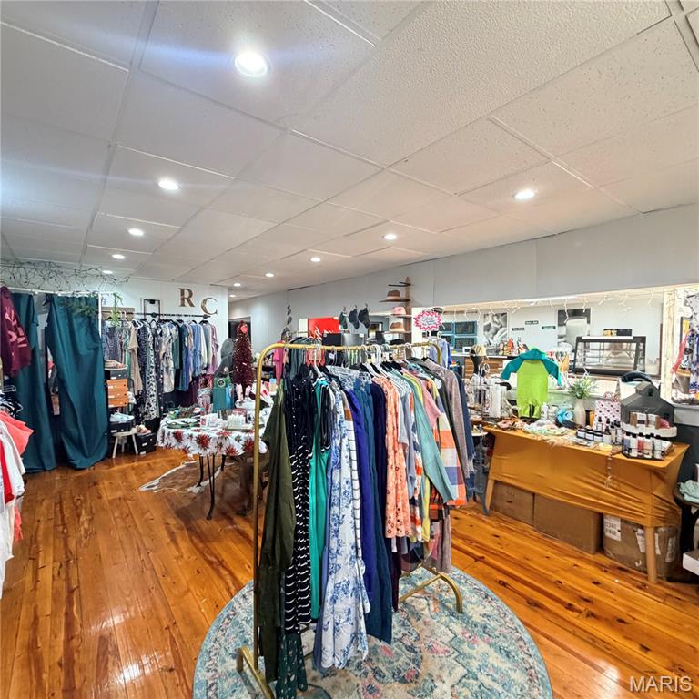 n/a - Commercial Sale