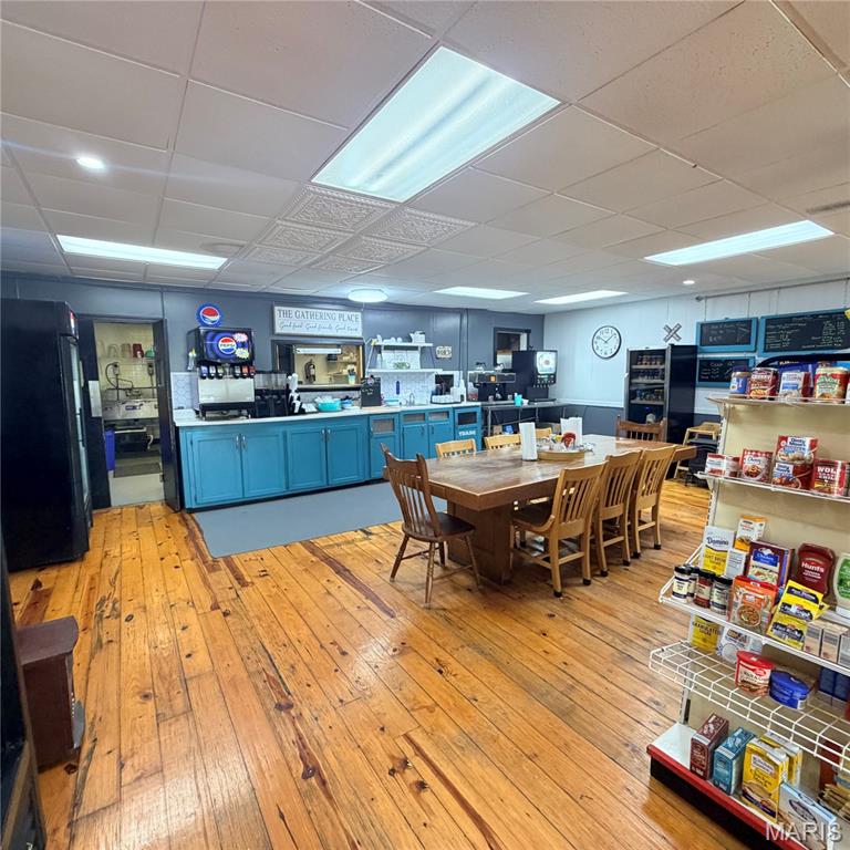 n/a - Commercial Sale