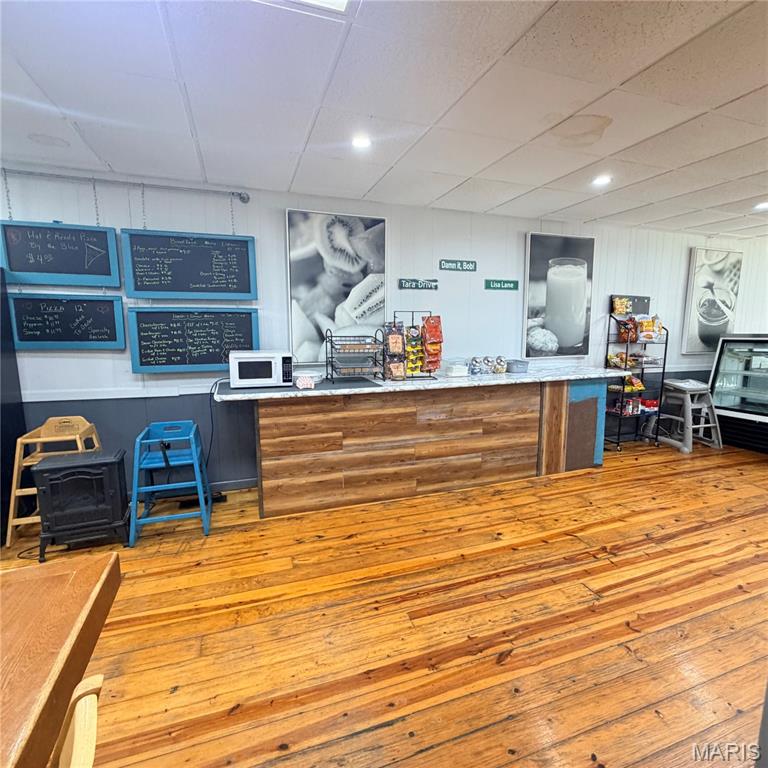 n/a - Commercial Sale