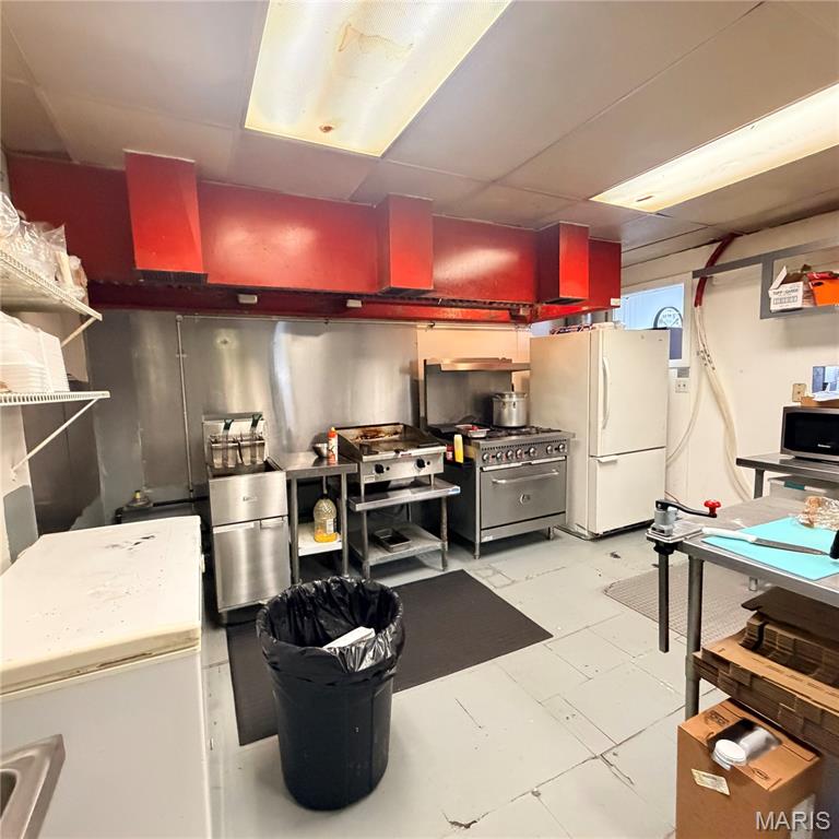 n/a - Commercial Sale