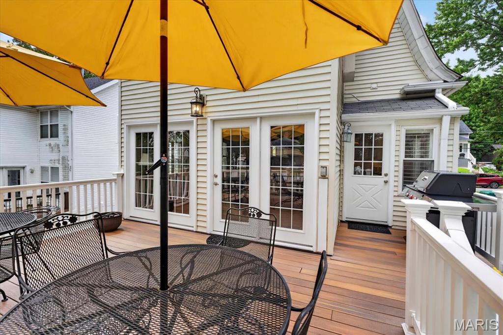 Tuxedo Park - Residential