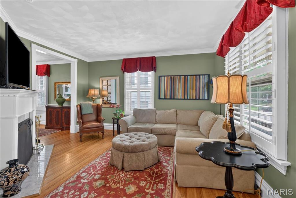 Tuxedo Park - Residential