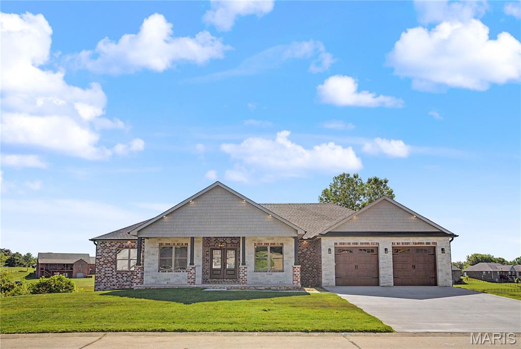 Welcome to 1636 Mohawk Street in Jackson, Missouri  where luxury, modern design, and new construction come together perfectly. Built in 2026, this stunning home offers over 4,000 square feet of beautifully designed living space featuring 5 spacious bedrooms and 4 highly updated bathrooms. From the moment you arrive, you’ll notice the incredible curb appeal, oversized parking space, and the home’s presence in one of Jackson’s wonderful neighborhoods.

Step inside to experience luxury living at its finest with an open-concept layout, tons of natural light, elegant finishes, and a gorgeous modern kitchen featuring beautiful countertops, abundant cabinet space, and plenty of room for entertaining. Every inch of this home was thoughtfully designed to provide comfort, style, and functionality.

The spacious layout offers endless possibilities for families, guests, entertaining, or simply enjoying everyday living in a high-end modern space. From the upgraded bathrooms to the expansive living areas, this home truly has it all.

Do not miss this incredible opportunity to own a brand-new luxury home in Jackson. Homes like this do not come around often. Schedule your private tour with me today before it’s gone!