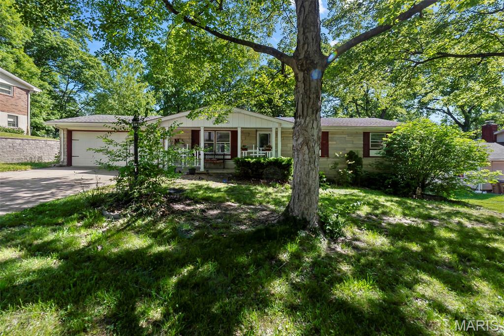 Welcome to 1960 Briarwood — a fantastic opportunity for buyers looking to add instant equity
with a little work! Located in a centrally situated Cape Girardeau neighborhood within the Alma
Schrader school district, this 3-bedroom, 2-bath home offers the perfect combination of space,
potential, and location. Whether you’re a first-time buyer wanting to personalize a home over
time or an investor searching for a property with upside, this one checks all the boxes.
Step inside to find a spacious open floor plan that creates an inviting flow between the living,
dining, and kitchen areas — ideal for both everyday living and entertaining guests. Large
windows allow natural light to pour in while offering peaceful views of the mature trees
surrounding the property. The home’s layout provides excellent functionality with cozy
bedrooms, two full baths, and plenty of storage throughout.
Outside, you’ll love the oversized lot filled with mature shade trees that create a private and
relaxing backyard setting. The large deck is the perfect spot for morning coffee, grilling, or
enjoying quiet evenings overlooking the shaded backyard. An enclosed 2-car garage offers
added convenience, extra storage space, and protection from the elements year-round.
Homes with this much potential in such a desirable and convenient location don’t come along
often. With a little cosmetic updating, this property could truly shine while allowing the next
owner to build value almost immediately. If you’ve been searching for a home with good bones,
a functional layout, a beautiful lot, and room to make it your own, 1960 Briarwood deserves a
look!